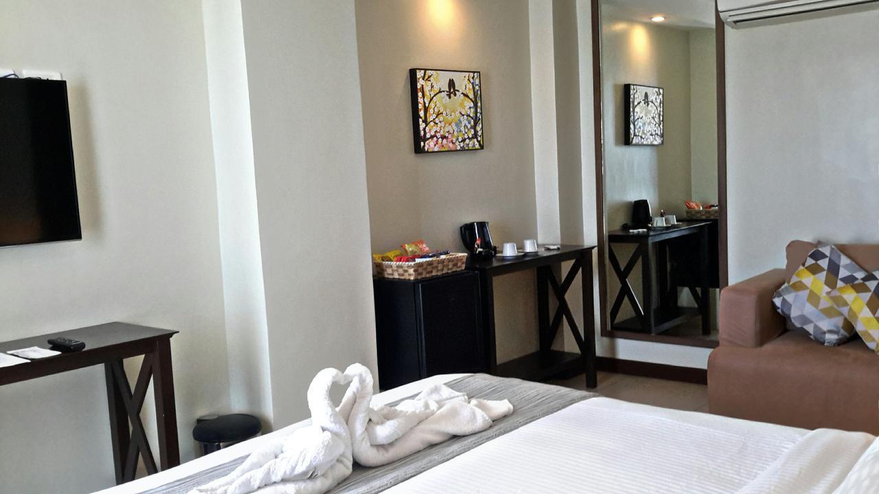 Belian Hotel Tagbilaran Eksteriør billede