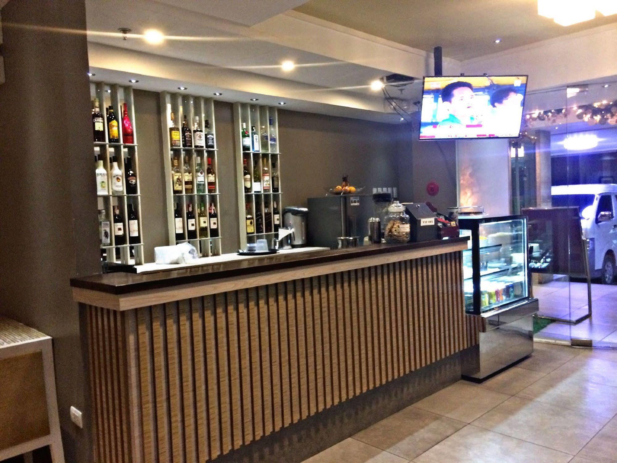 Belian Hotel Tagbilaran Eksteriør billede