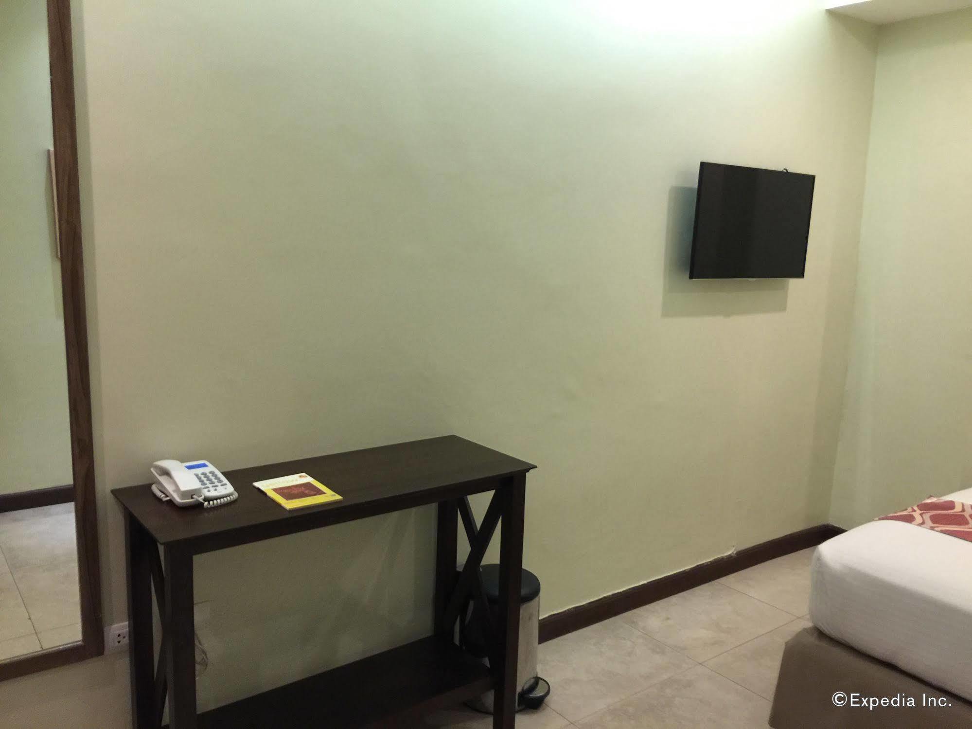 Belian Hotel Tagbilaran Eksteriør billede