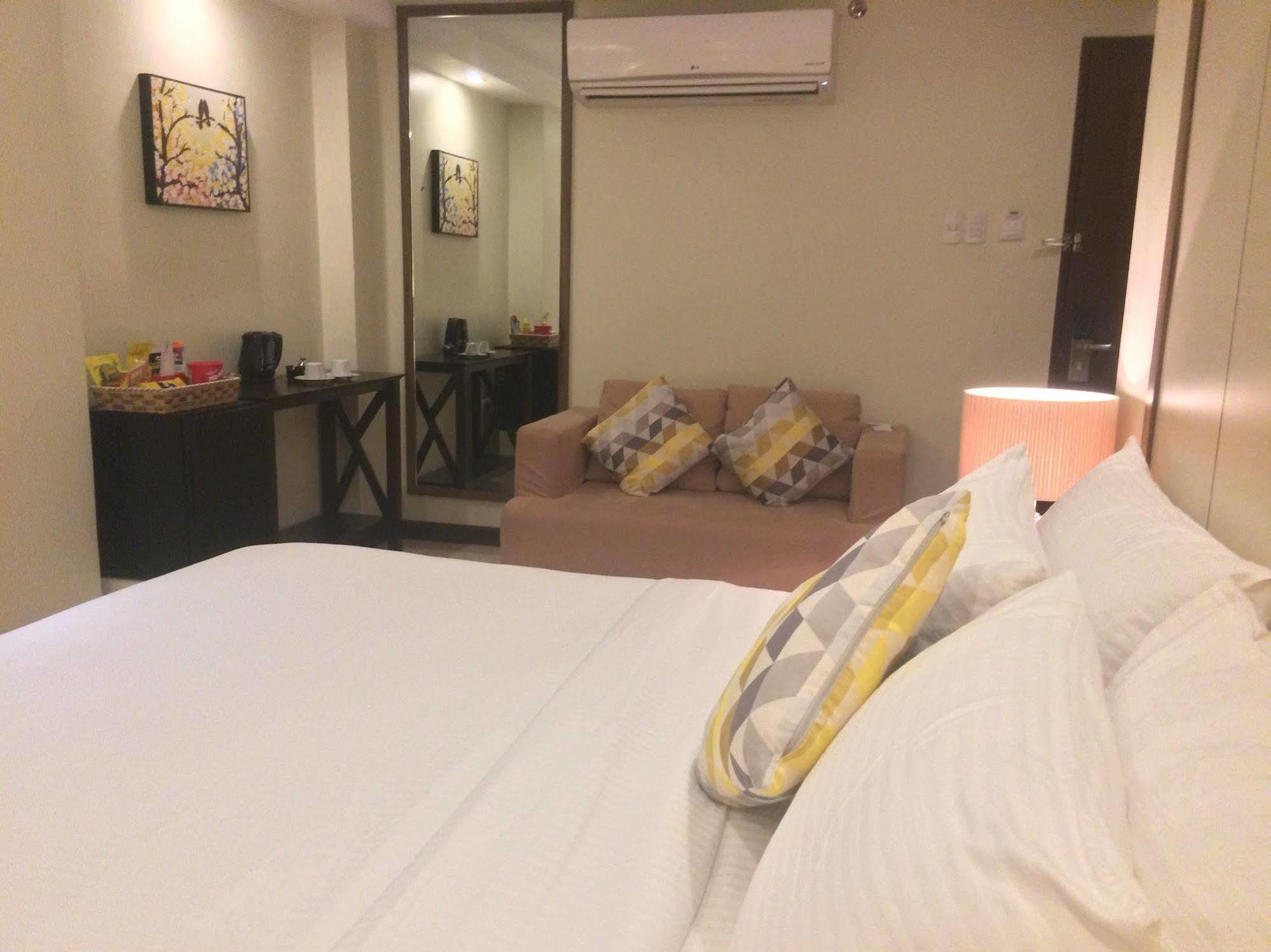 Belian Hotel Tagbilaran Eksteriør billede