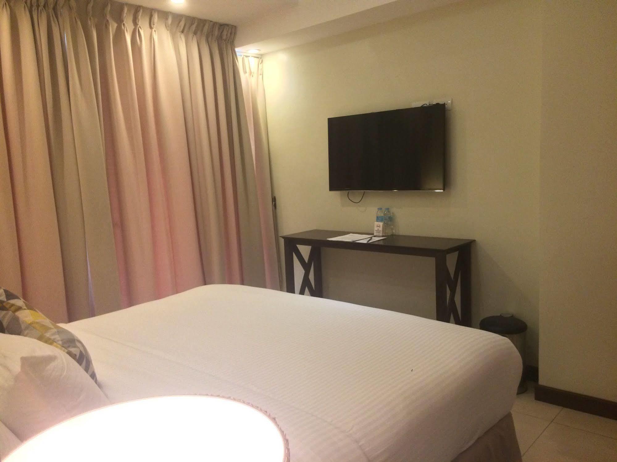 Belian Hotel Tagbilaran Eksteriør billede