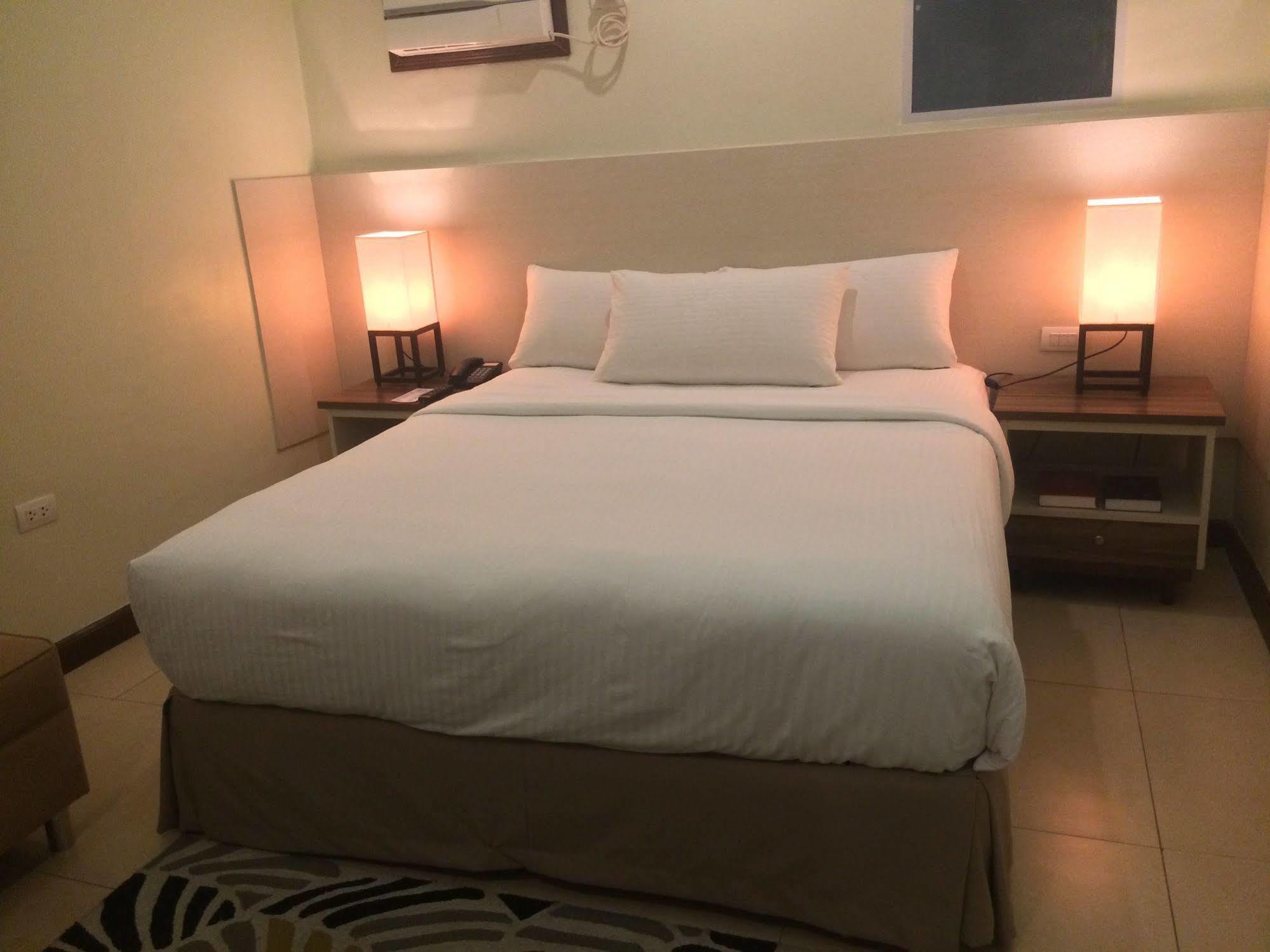 Belian Hotel Tagbilaran Eksteriør billede